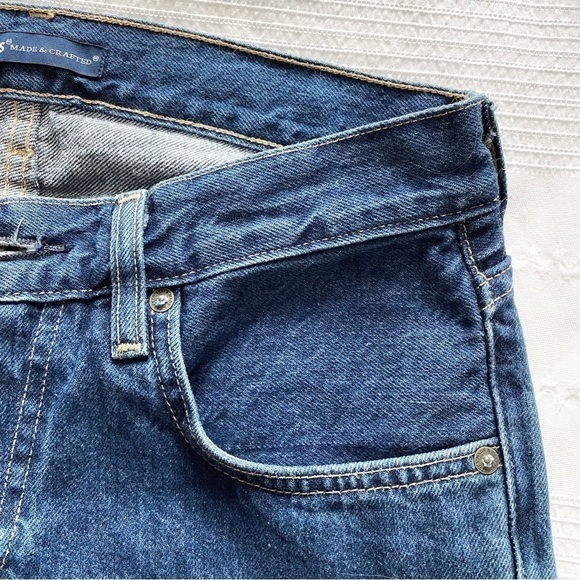 Levi's MADE & CRAFTED THE CRUSH TAPER MEDIUM WASH DENIM JEANS - 24 - Picture 5 of 9